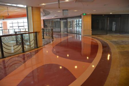 瓷砖褪色破裂不用怕？看环保地坪涂料施工厂怎么做？